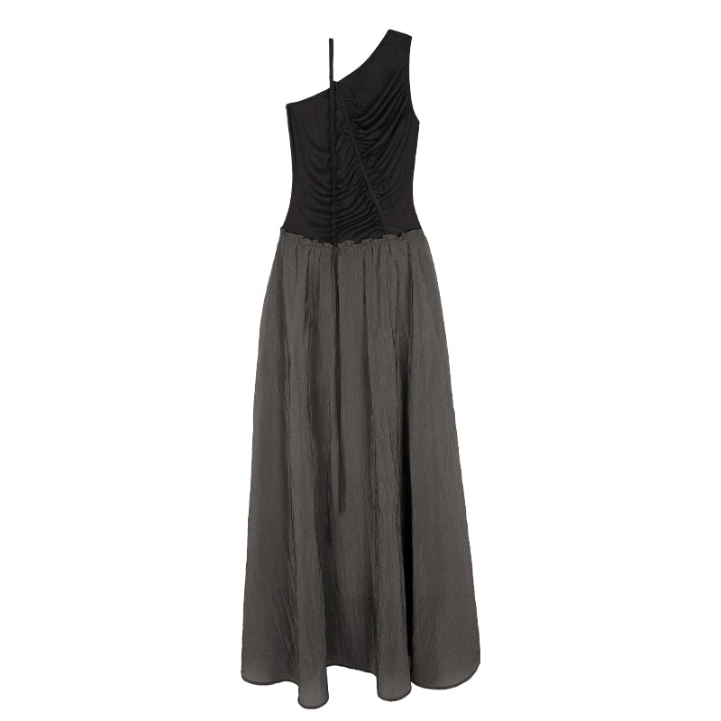 Robe Asymétrique à Plis Sculptés