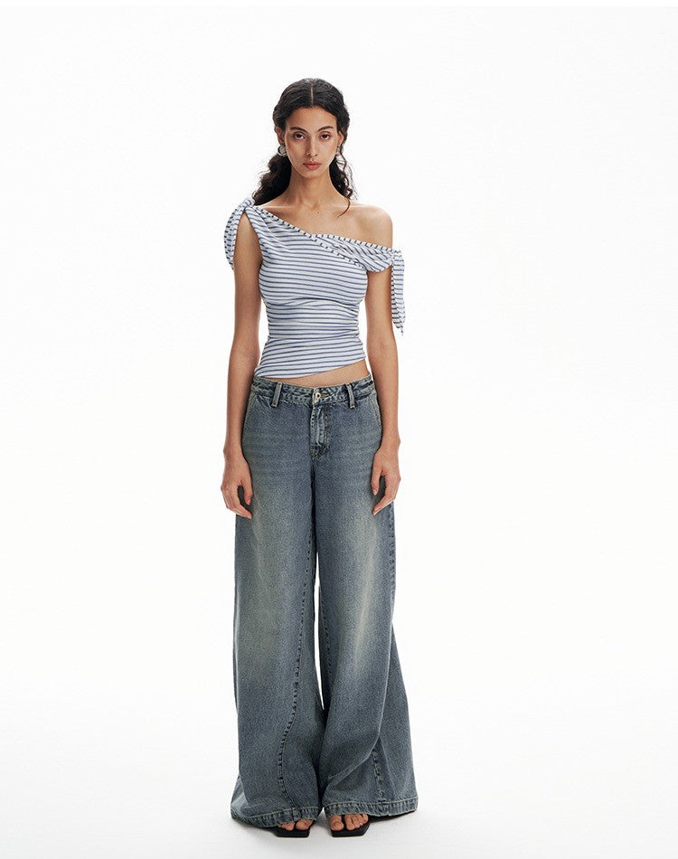 Top Asymétrique à Rayures Bleues